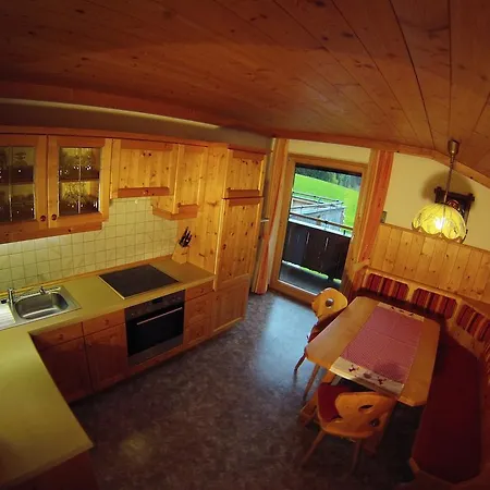 Апартаменты Haus Bergkraft Леоганг