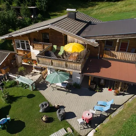 Haus Bergkraft Апартаменты Леоганг
